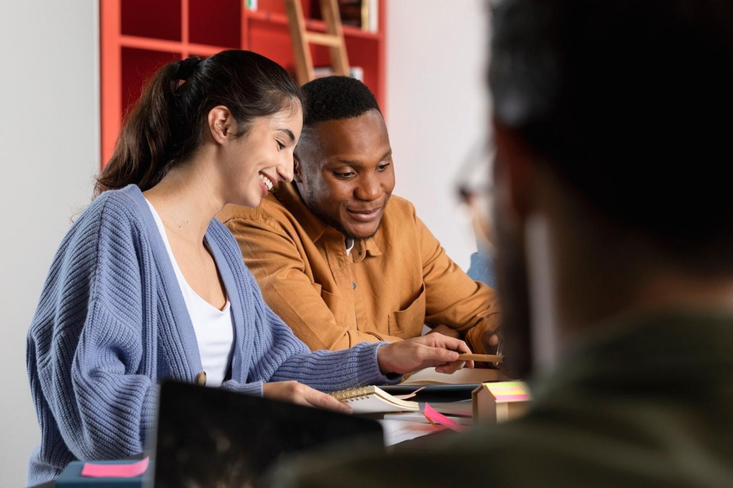 Interaktive Lernsessions und praktische Übungen