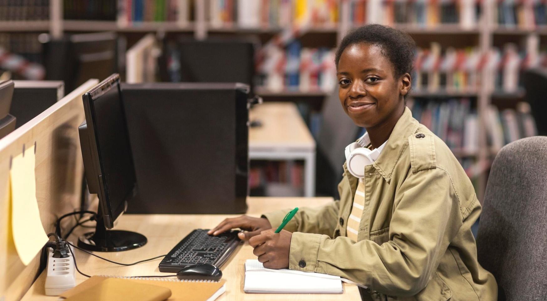 Digitale Finanztools und moderne Arbeitsplätze